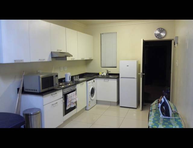 2 BEDROOM APARTMENT RENTED IN NEW TOWN CENTRE